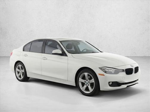 Alpine White 2015 BMW 320 i