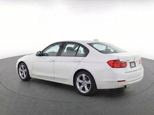 Alpine White 2015 BMW 320 i