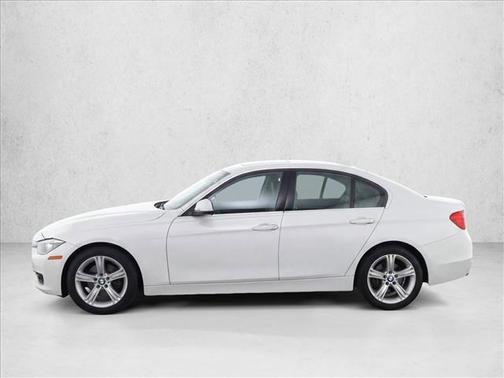 Alpine White 2015 BMW 320 i
