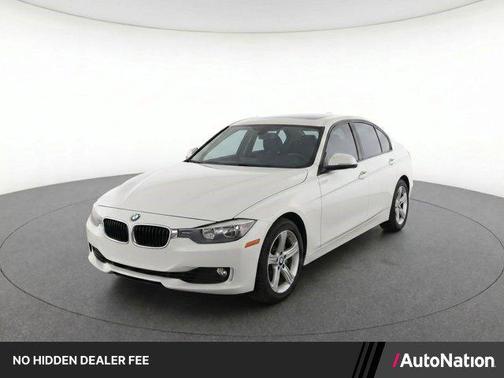 Alpine White 2015 BMW 320 i