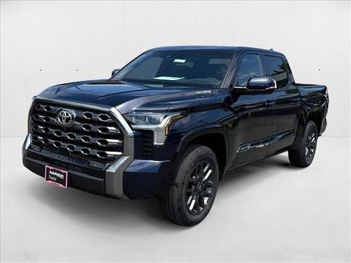2025 Toyota Tundra Hybrid Platinum