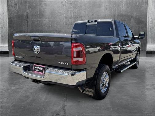 2023 RAM 2500 Laramie Crew Cab 4x4 6'4' Box