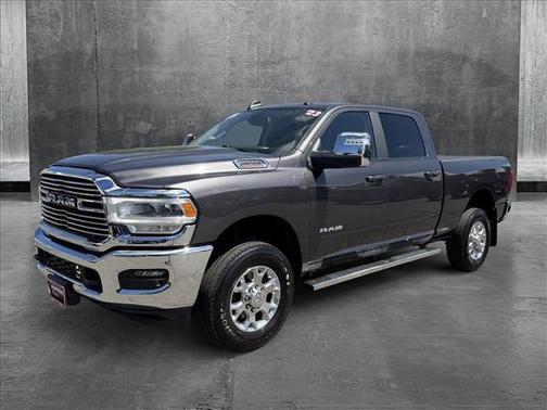 2023 RAM 2500 Laramie Crew Cab 4x4 6'4' Box