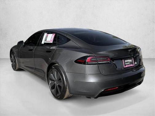 2022 Tesla Model S Dual Motor All-Wheel Drive
