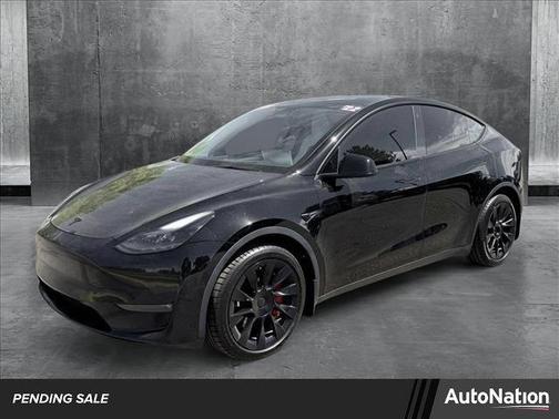 2022 Tesla Model Y Long Range Dual Motor All-Wheel Drive