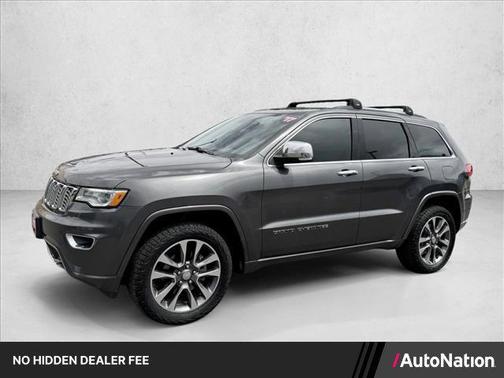 Granite Crystal Metallic Clearcoat 2017 Jeep Grand Cherokee Overland