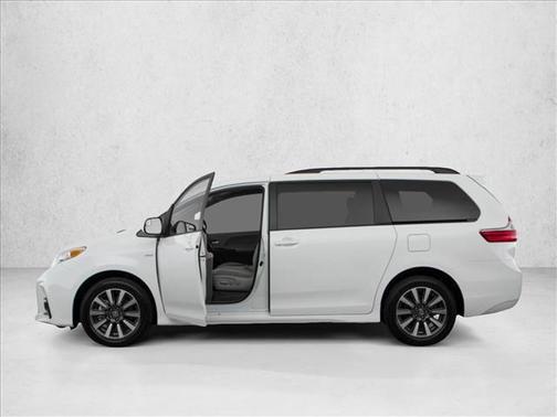 2020 Toyota Sienna XLE Premium