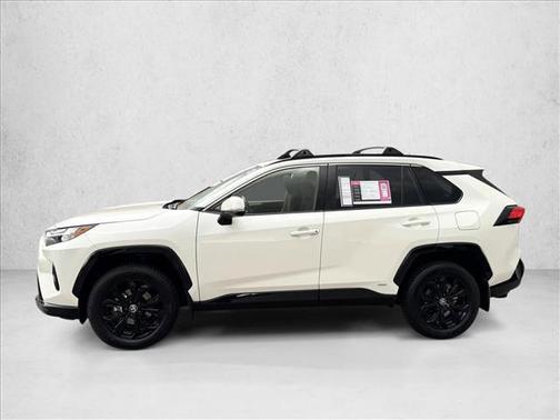 2022 Toyota RAV4 Hybrid SE