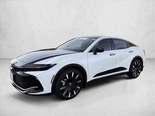 2025 Toyota Crown Platinum