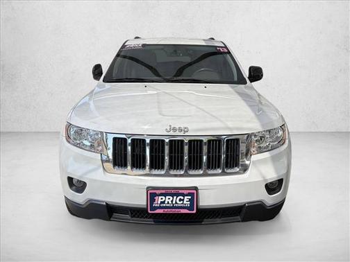 Bright White Clearcoat 2013 Jeep Grand Cherokee Laredo