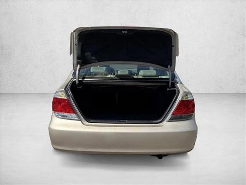 Desert Sand Mica 2005 Toyota Camry LE
