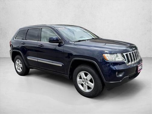 True Blue Pearlcoat 2013 Jeep Grand Cherokee Laredo