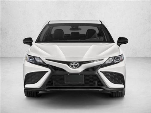 2024 Toyota Camry Hybrid SE