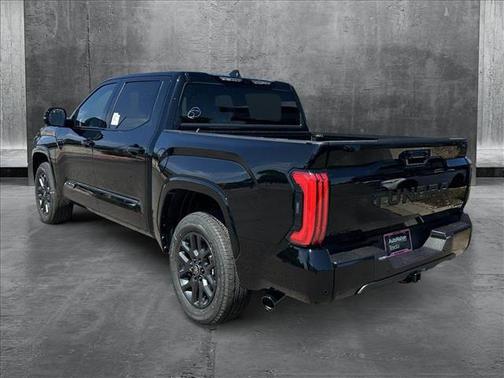 2025 Toyota Tundra Hybrid Platinum
