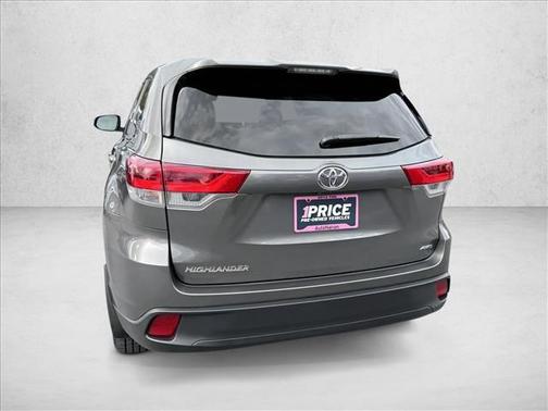 2017 Toyota Highlander LE