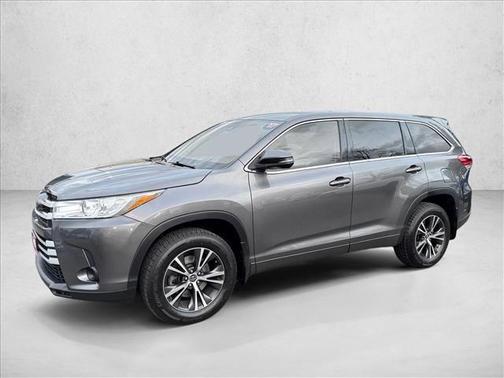 2017 Toyota Highlander LE