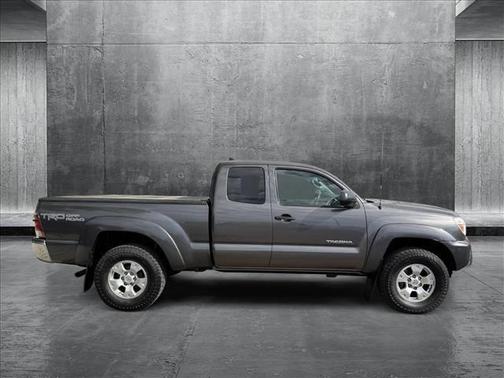 2014 Toyota Tacoma Base