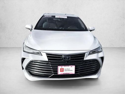 2019 Toyota Avalon Hybrid Limited