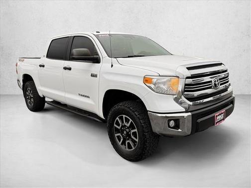 2017 Toyota Tundra SR5