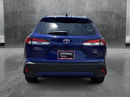 2025 Toyota Corolla Cross LE