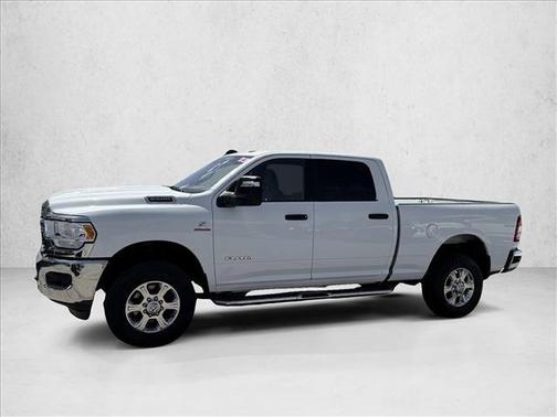 Bright White Clearcoat 2023 RAM 2500 Big Horn Crew Cab 4x4 6'4' Box