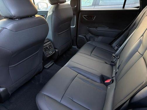 Crystal White Pearl 2026 Subaru Outback Premium