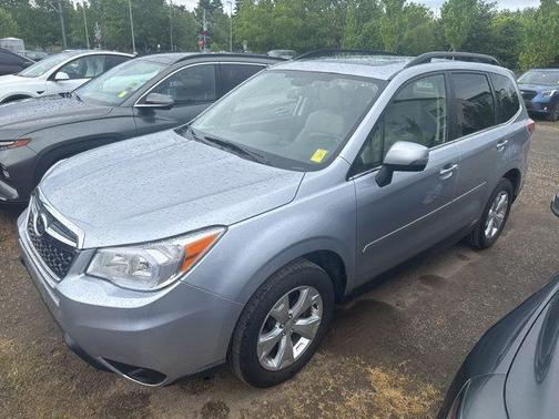 Ice Silver Metallic 2014 Subaru Forester 2.5i Touring
