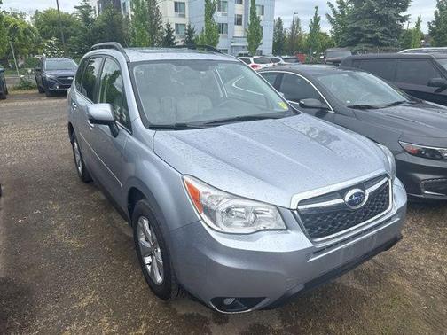 Ice Silver Metallic 2014 Subaru Forester 2.5i Touring
