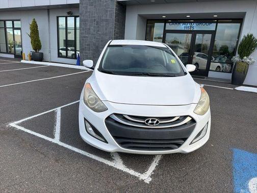 Monaco White 2015 Hyundai Elantra GT Base
