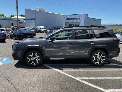 Magnetite Gray Metallic 2026 Subaru Outback Touring XT