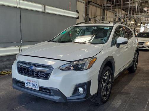 Crystal White Pearl 2019 Subaru Crosstrek 2.0i Limited