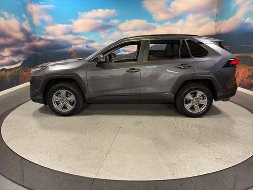 Magnetic Gray Metallic 2022 Toyota RAV4 Hybrid XLE