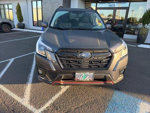 Magnetite Gray Metallic 2024 Subaru Forester Sport