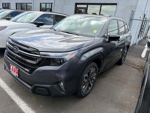 Magnetite Gray Metallic 2026 Subaru Forester Touring