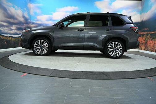 Magnetite Gray Metallic 2025 Subaru Forester Touring