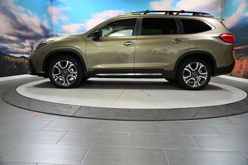 Autumn Green Metallic/Crystal Black Silica 2025 Subaru Ascent Touring 7-Passenger