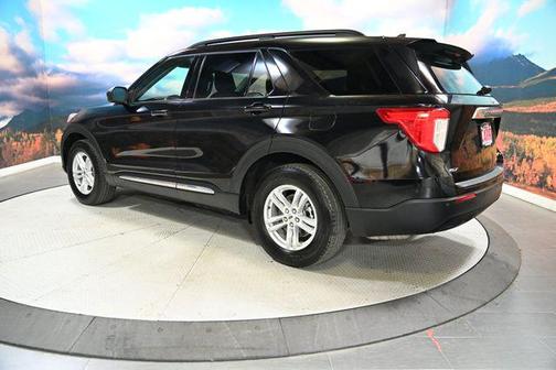 Agate Black Metallic 2021 Ford Explorer XLT