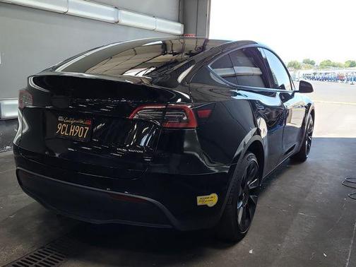 Solid Black 2022 Tesla Model Y Long Range Dual Motor All-Wheel Drive