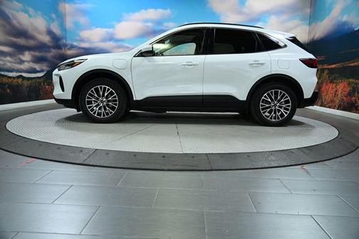 Oxford White 2023 Ford Escape PHEV SE
