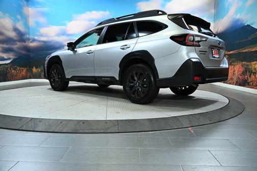 Ice Silver Metallic 2025 Subaru Outback Onyx Edition