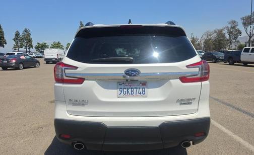 Crystal White Pearl 2023 Subaru Ascent Limited 7-Passenger