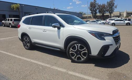 Crystal White Pearl 2023 Subaru Ascent Limited 7-Passenger