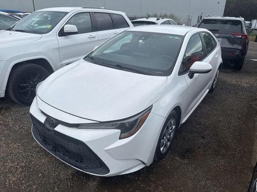 Super White 2020 Toyota Corolla LE
