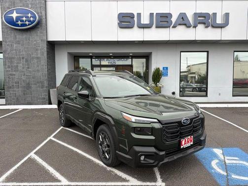 Deep Emerald Green Pearl 2026 Subaru Outback Premium