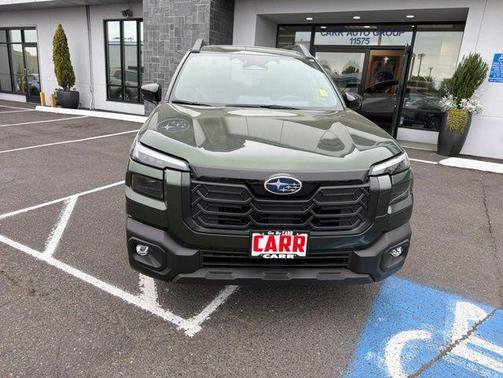 Deep Emerald Green Pearl 2026 Subaru Outback Premium