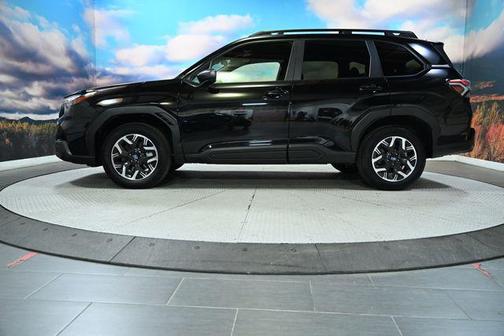 Crystal Black Silica 2025 Subaru Forester Premium