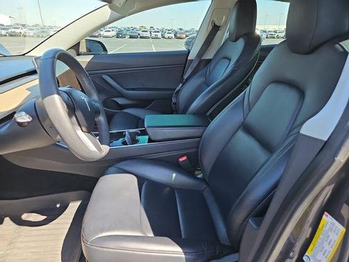 Midnight Silver Metallic 2019 Tesla Model 3 Long Range