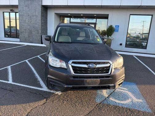 Dark Gray Metallic 2018 Subaru Forester 2.5i
