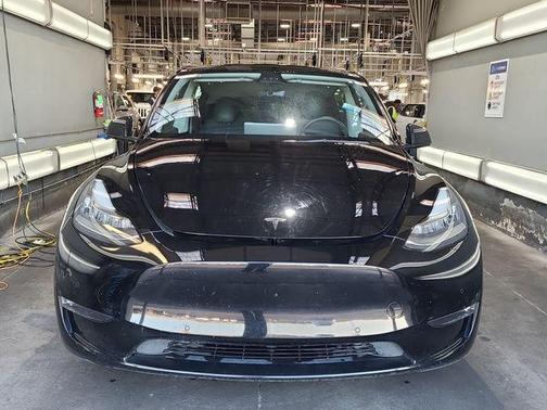 Solid Black 2022 Tesla Model Y Long Range Dual Motor All-Wheel Drive