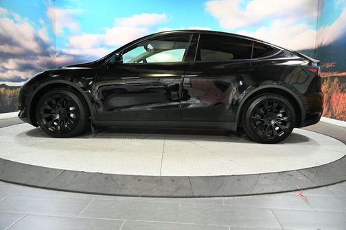 Solid Black 2022 Tesla Model Y Long Range Dual Motor All-Wheel Drive